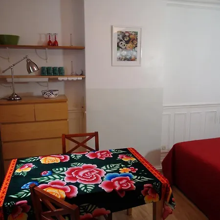 Konukevi Le Petit Montrouge *
