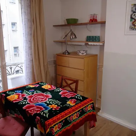 Le Petit Montrouge Konukevi *